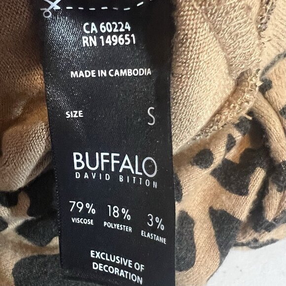 Buffalo David Bitton Women Sweater Leopard Print Soft Viscose Blend Cozy Small - Picture 9 of 10